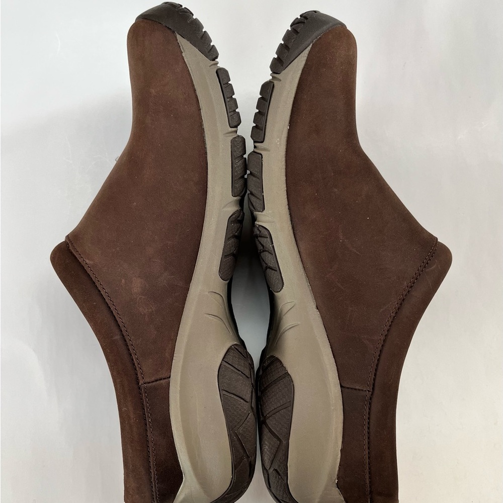Merrill Encore Nova 4 Moccasin, women’s size 10.